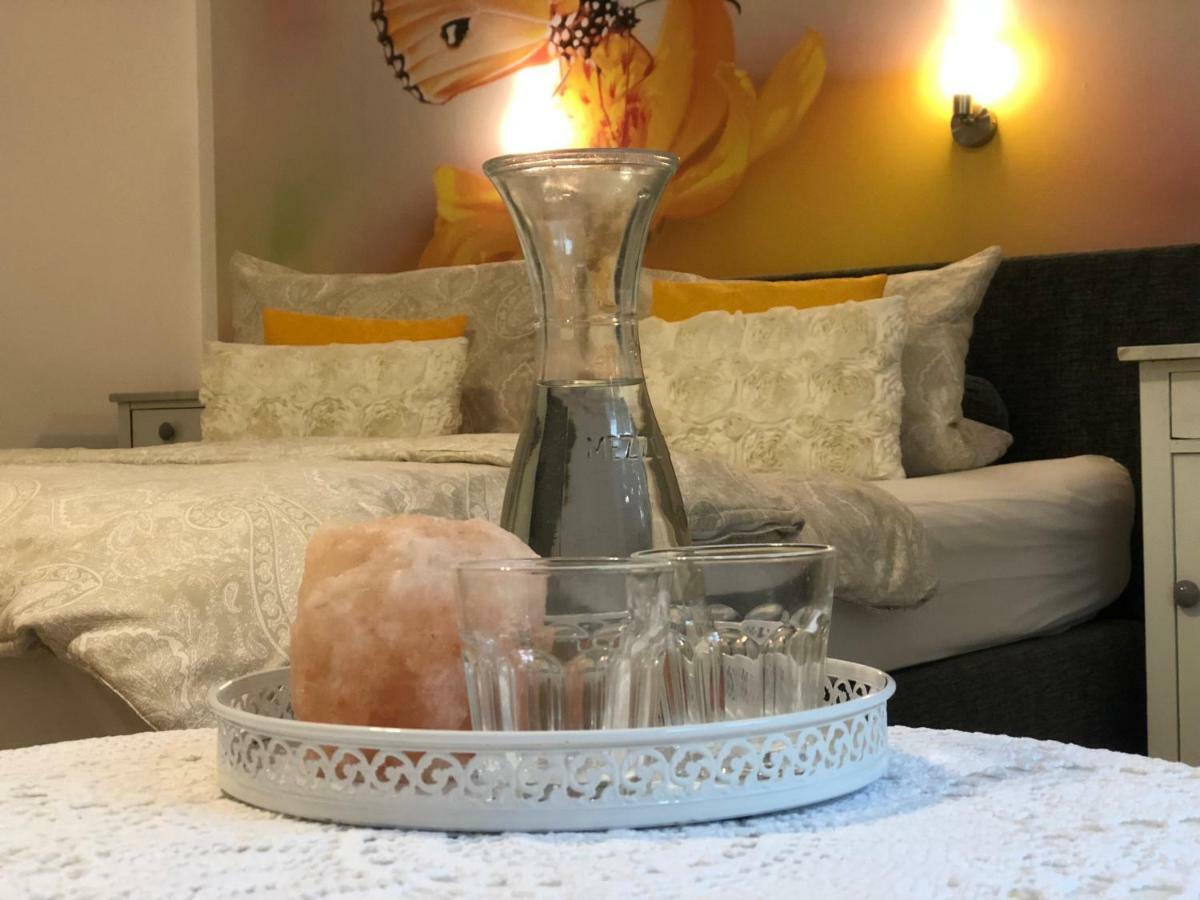 Gesundheitshof Denker Appartement Reußenköge Buitenkant foto